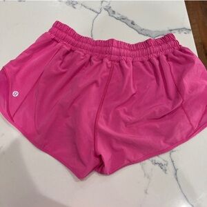 Lululemon hotty hots 2.5